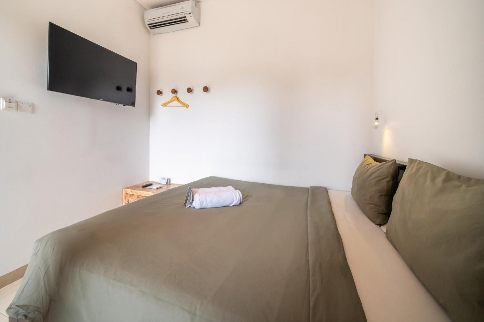 Tempat Tidur & Sarapan Gelatik 2*